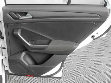 Volkswagen T-Roc I SUV Facelifting 1.5 TSI ACT 150KM 2022 Volkswagen T-Roc GKA94747#1.5 TSI DSG Cz.park LED, zdjęcie 29