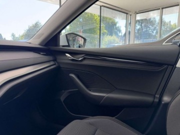 Skoda Octavia IV Kombi 2.0 TDI 115KM 2022 Skoda Octavia Ambition 1 wlasciciel Salon Polska FV 23 gwarancja dost, zdjęcie 23