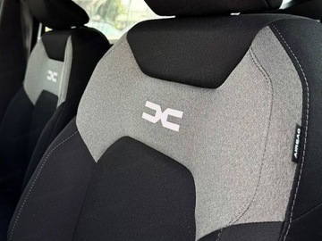 Dacia Bigster 1.2 TCe 130KM 2025 Od ręki - Essential 4x4 1.2 TCe mHEV 130KM, zdjęcie 4