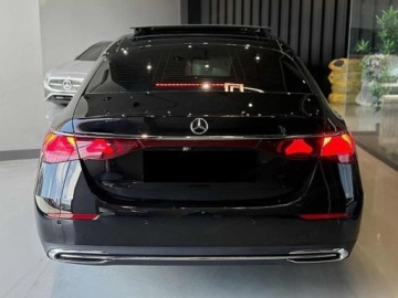 Mercedes Klasa E W214 Sedan 2.0 200 204KM 2026 E Klasa 200 4-Matic Exclusive 2.0 (204KM) 2026, zdjęcie 3