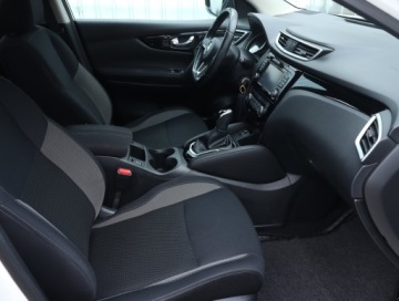 Nissan Qashqai II Crossover 1.2 DIG-T 115KM 2017 Nissan Qashqai 1.2 DIG-T, Salon Polska, zdjęcie 8