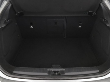 Infiniti Q30 1.5D 109KM 2017 Infiniti Q30 1.5d Tempomat Klimatronik Navi Grzane, zdjęcie 19