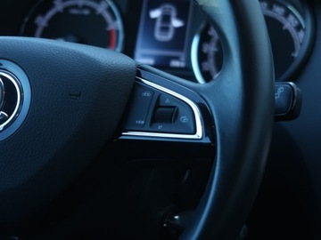 Skoda Octavia III Liftback Facelifting 1.5 TSI ACT 150KM 2019 Skoda Octavia 1.5 TSI, Salon Polska, Klima, zdjęcie 18