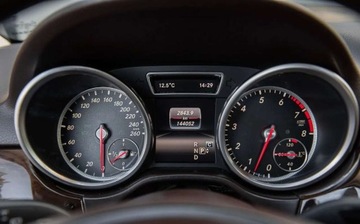 Mercedes GLE W166/C292 SUV 3.0 400 333KM 2017 Mercedes-Benz GLE 3.0B 333Ps Ledy Panorama Kamery 360 Jasna skora ZADBANY, zdjęcie 22