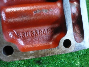 Uchwyt silnika lewy przedni Massey Ferguson używan