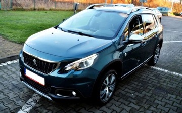 Peugeot 2008 I SUV Facelifting 1.2 PureTech 110KM 2016 Peugeot 2008 Automat, Panorama, Kamera cofania, Nowy rozrzad 1.2 Benzyna