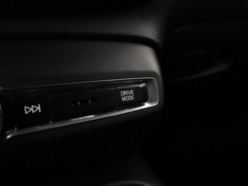 Volvo XC40 Crossover Plug-In 1.5 T4 Plug-in Hybrid 211KM 2021 Volvo XC 40 FV23% PHEV navi kamera tempomat LED, zdjęcie 29