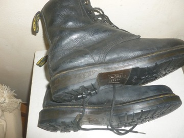 DR.MARTENS-40.WKŁ-25,7CM.