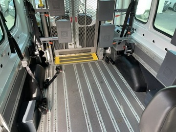 Ford Transit VII 2.2 TDCi 100KM 2016 Ford Transit Niepełnosprawnych inwalida, zdjęcie 30