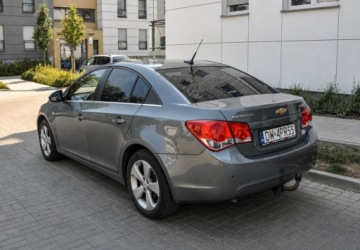 Chevrolet Cruze Sedan 1.8 16V DOHC 141KM 2011 Chevrolet Cruze 1,8 (141KM) Skory 162 tys. km Bezwypadkowy 1.8 Benzyna, zdjęcie 5