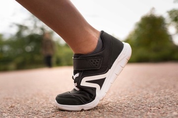 Buty sportowe dla dzieci Newfeel PW 100 JR roz.34