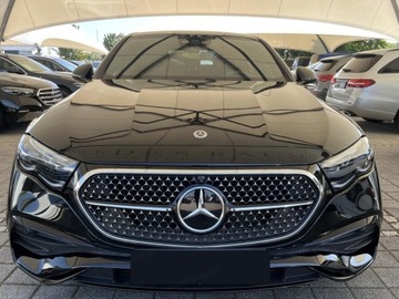 Mercedes Klasa E W214 Sedan 2.0 220d 197KM 2025 MERCEDES-BENZ E Klasa 220 d AMG 2.0 (197KM) 2025, zdjęcie 1