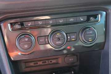 Volkswagen Tiguan II SUV 2.0 TDI 150KM 2019 Volkswagen Tiguan Comfortline F-Vat Salon Polska, zdjęcie 29