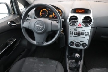 Opel Corsa E Hatchback 3d 1.2 Twinport 70KM 2014 Opel Corsa 1.2, Klima, zdjęcie 6