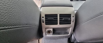 Jaguar XF I 2011 Jaguar XF 2011r, 2.7 Diesel. Lekko uszkodzony tyl. Jezdzi. 2.7 Diesel, zdjęcie 19