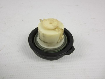 ZÁCPA  PLNĚNÍ PALIVA CORVETTE C6