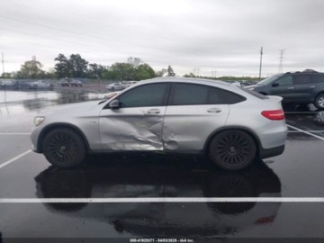 Mercedes GLC C253 2018 Mercedes-Benz GLC 2018 MERCEDES-BENZ AMG GLC 43 COUPE 4MATIC 3.0 Benzyna, zdjęcie 6