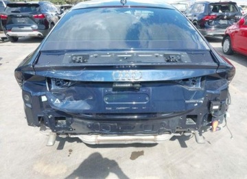 Audi A7 C8 2022 Audi A7 Sportback 2022, 3.0L, 4x4, PREMIUM PLUS, od ubezpieczalni 3.0 335KM, zdjęcie 2