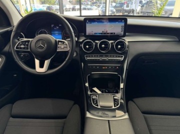 Mercedes GLC C253 SUV Facelifting 2.0 200d 163KM 2022 Mercedes-Benz GLC 200d 4-Matic Nawigacja Kamera cofania CarPlayAndroid, zdjęcie 12