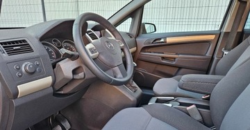 Opel Zafira B 1.8 ECOTEC 140KM 2009 Opel Zafira 1.8 Benzyna 140ps. Ksenon Benzyna 7-0sob 1.8 Benzyna 140KM, zdjęcie 21