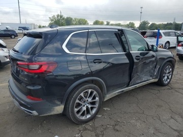 BMW X5 G05 2022 BMW X5 xdrive40i, 2022r., 4x4, 3.0L 3.0 Benzyna 335KM, zdjęcie 2