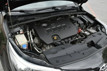 Toyota Avensis III Sedan Facelifting 2015 1.6 Valvematic 132KM 2015 Toyota Avensis 1.6 132KM 2015r. lift SALON climatr, zdjęcie 25