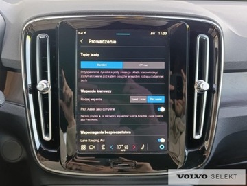 Volvo XC40 Recharge 70kWh 238KM 2023 Volvo XC 40 XC40 Recharge Plus Pakiet Climate Kame, zdjęcie 22