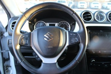 Suzuki Vitara III SUV 1.6 VVT 120KM 2018 Suzuki Vitara Grzane siedzenia, salon polska, kame, zdjęcie 19
