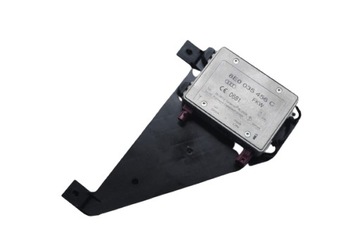 WZMACNIACZ ANTENOWY AUDI A6 C6 8E0035456C