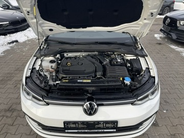 Volkswagen Golf VIII Hatchback 1.5 TSI EVO 130KM 2022 Volkswagen Golf Podgrzewanie Klimatronik Virtual, zdjęcie 10