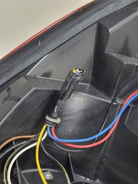 CHEVROLET CAPTIVA 2006-2010 PRAVÁ ZADNÍ SVĚTLO