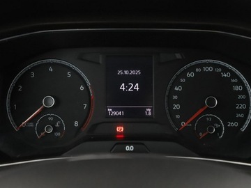 Volkswagen T-Roc I SUV 1.0 TSI 115KM 2018 Volkswagen T-Roc navi klima auto grzane fotele, zdjęcie 21