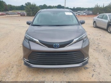 Toyota Sienna III 2024 Toyota Sienna xle, 2024r., 2.5L 2.5 Benzyna 189KM, zdjęcie 7