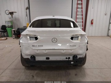 Mercedes GLC C253 2021 Mercedes-Benz GLC 300 4Matic Coupe 2021 2.0l 2.0 Benzyna 255KM, zdjęcie 4