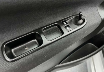 Peugeot 207 Hatchback 5d 1.4 75KM 2009 Peugeot 207 1,4 benzyna 1 wlasciciel 100 bezwypadkowy 1.4 Benzyna, zdjęcie 21
