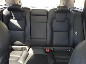 Volvo XC60 II 2019 Volvo XC 60 2019, 2.0L, 4x4, T6 MOMENTUM, po gradobiciu, zdjęcie 8