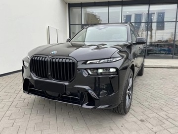 BMW X7 SUV Facelifting 3.0 40d 352KM 2025 BMW X7 xDrive40d Sport Suv 3.0 (352KM) 2025, zdjęcie 1