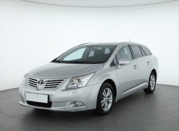 Toyota Avensis II Kombi 2.0 D-4D 126KM 2009 Toyota Avensis 2.0 D-4D, Salon Polska, Serwis ASO, zdjęcie 1