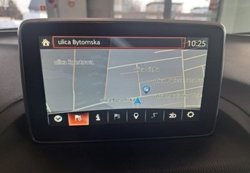 Mazda 3 III Sedan 2.0 SKYACTIV-G 120KM 2015 Mazda 3 2.0 SKYACTIV-G 120KM-Krajowa,I rej.2016,Czujniki park.Niski przebi, zdjęcie 15