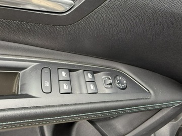 Peugeot 5008 II Crossover Facelifting 1.5 BlueHDi 130KM 2021 Peugeot 5008 Lift*Full Led*Navi, zdjęcie 23