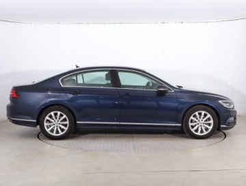 Volkswagen Passat B8 Limousine 1.8 TSI BlueMotion Technology 180KM 2017 VW Passat 1.8 TSI, Salon Polska, Serwis ASO, zdjęcie 5