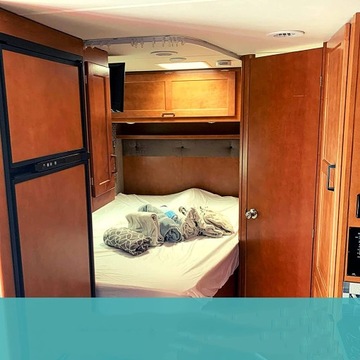 КОМПЛЕКТ ИЗОГНУТЫХ РЕЙЛ ДЛЯ ПОТОЛОЧНЫХ ШТОР С КРЮЧКАМИ, ГИБКИЙ, ГИБКИЙ