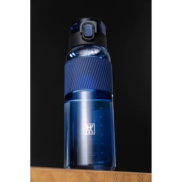 Zwilling Bidon tritanowy 680 ml niebieski
