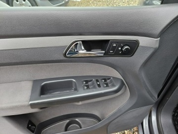 Volkswagen Touran I 1.4 TSI 140KM 2006 Volkswagen Touran Opłacony Zdrowy Zadbany, zdjęcie 13