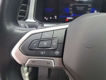 Volkswagen T-Roc I SUV Facelifting 1.5 TSI ACT 150KM 2022 Volkswagen T-Roc Salon PL, FV Vat23, Kamera, App-Connect, Acc, Pakiet Zimo, zdjęcie 17