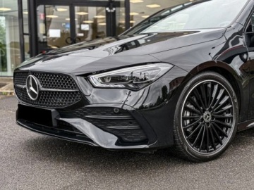 Mercedes CLA C118/X118 Coupe Facelifting 2.0 220d 190KM 2025 MERCEDES-BENZ CLA 220 d AMG Line Sedan 2.0 (190KM) 2025, zdjęcie 1
