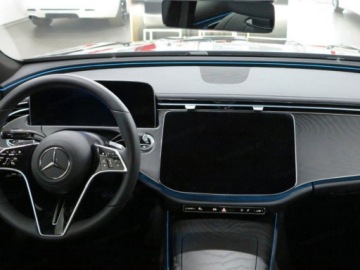 Mercedes Klasa E W214 Sedan 2.0 200 204KM 2025 E Klasa 200 4-Matic Avantgarde 2.0 (204KM) 2025, zdjęcie 7