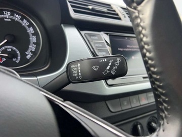 Skoda Fabia III Kombi Facelifting 1.0 TSI 95KM 2021 Skoda Fabia 1.0 TSI 95KM Ambition SalonPL SerwisASO Led SmartLink FV23 95KM, zdjęcie 22