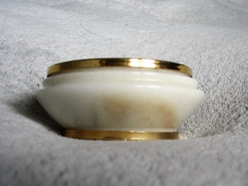 Алебастровая пепельница