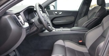 Volvo XC60 II Crossover Plug-In Facelifting 2.0 T6 350KM 2023 Volvo XC 60 T6 PLUG-IN PLUS DARK 350KM Salon POLSKA I Wlasciciel Gwarancja, zdjęcie 13